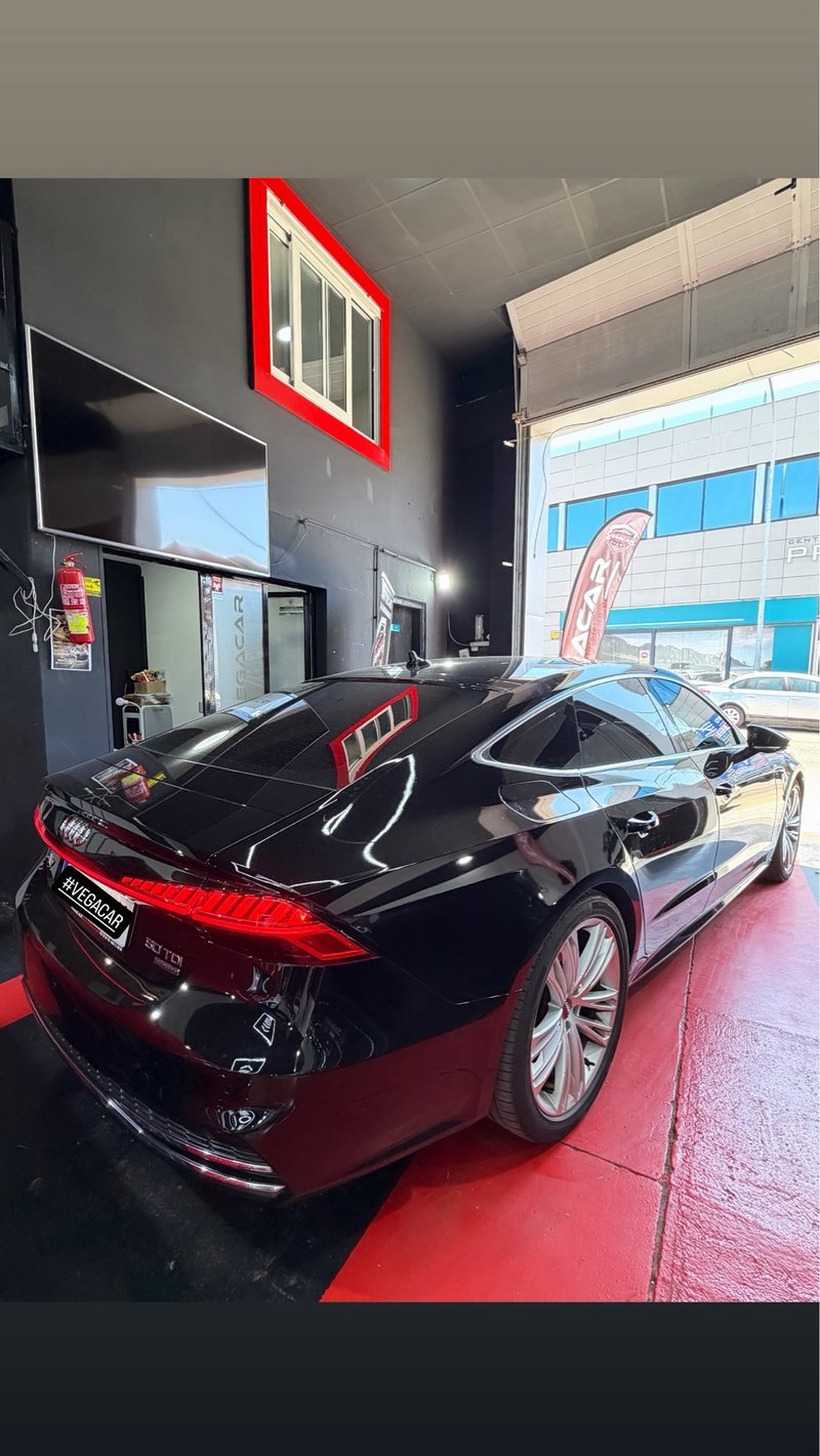 Audi A7 2019 - foto 1