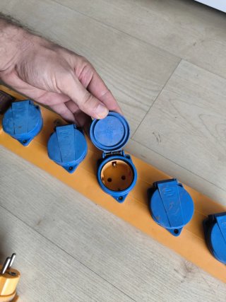Regleta Brennenstuhl con diferencial