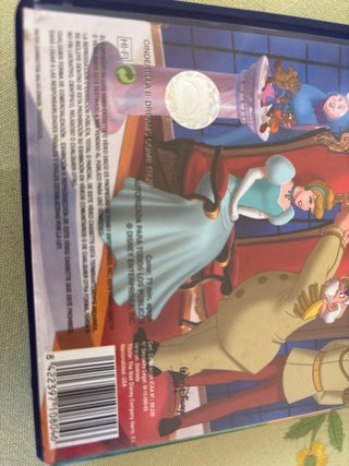 Lote 3 VHS Disney Clásicos: Pocahontas, Cenicienta