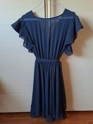 Elegante abito corto nero