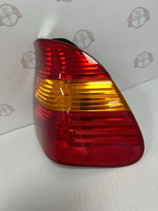 Piloto BMW Serie 3 E46 Derecho Naranja