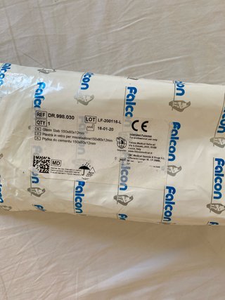Espátula y loseta de vidrio