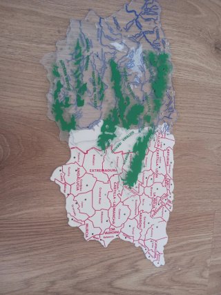 Mapas siluetas ríos provincias y montañas de Españ