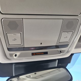 Land Rover Discovery 2.0 AUTOMÁTICO