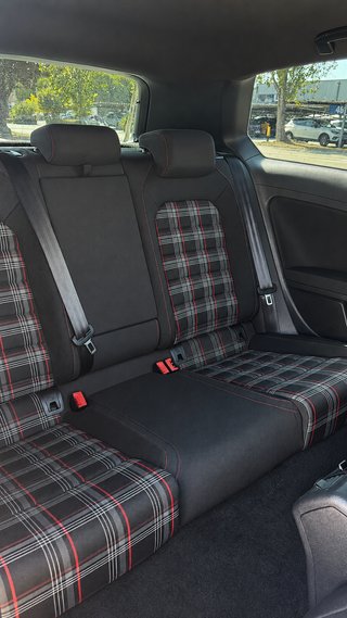 Volkswagen Golf GTI PERFORMANCE 2016