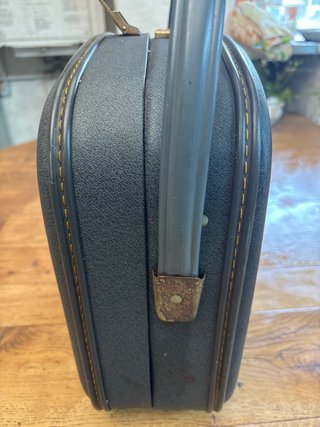 Maletín antiguo años 60