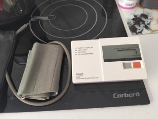 Tensiómetro Digital Omron HEM-703C