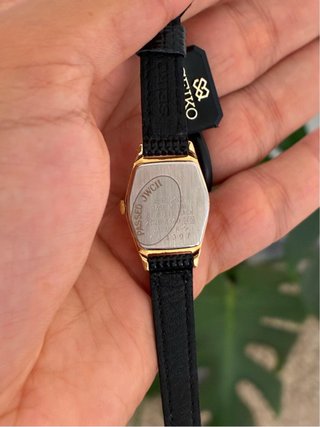 Reloj Seiko Vintage Mujer Dorado elegante años 80