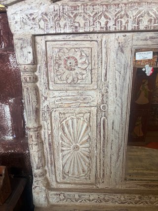 Mueble de India tocador con espejo y puertas