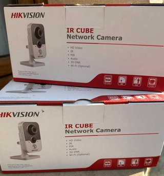 2 Cámaras Hikvision IR Cube Network