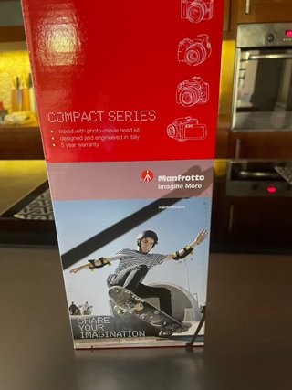 Trípode Manfrotto Negro