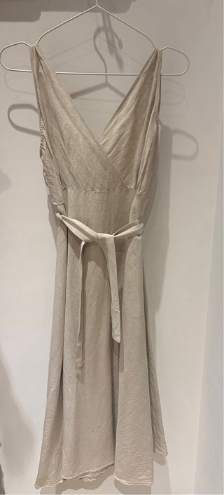 Vestido Oysho LINO Beige