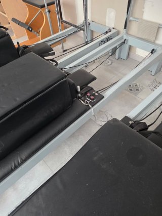 4 Reformers Pilates con Torre