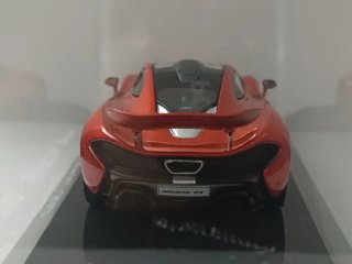 Coche 1:43 McLaren P1 impresionante