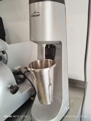 Batidora profesional Lacor cóctel