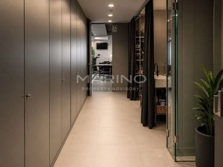 Local comercial en venta en Porta en Barcelona