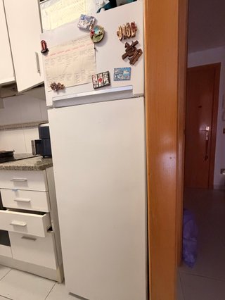 URGE Nevera Frigorífico Blanca.