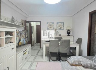 Piso en venta en La Luz - El Torcal en Málaga