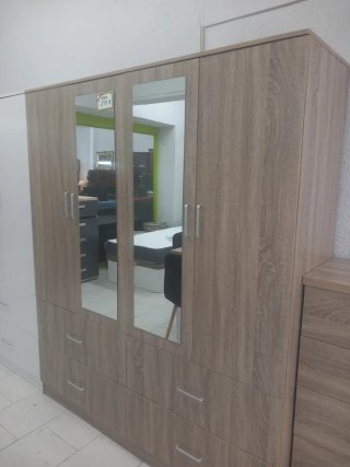 Armario 4 puertas madera y cristal