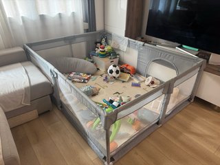 Parque infantil interior para bebés