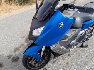 Maxi Scooter BMW Azul y Negra