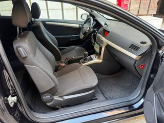 Opel Astra GTC 1.7 CDTi Sport