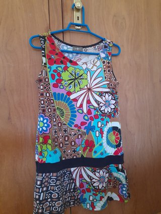 Vestido estampado vintage veraniego
