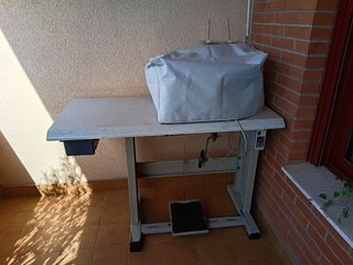 Maquina coser triple arrastre Juki-241H con servo