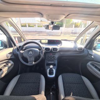 Citroën C3 Picasso 1.4 VTi Confort MANUAL