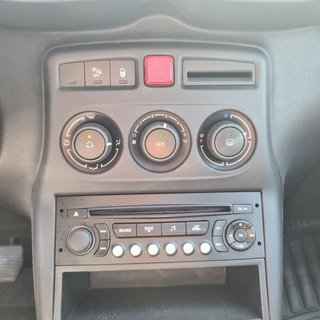 Citroën C3 Picasso 1.4 VTi Confort MANUAL