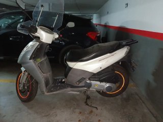 Aprilia Sportcity 300 Maxi Scooter