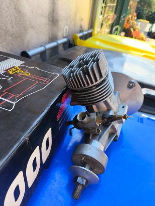 Motore Super Tigre S2000 per modellismo RC nitro