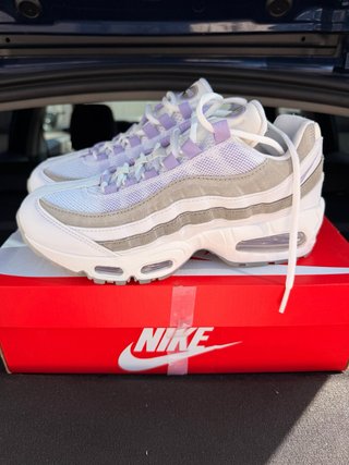 Nike Air Max 95 Morado y Blanco