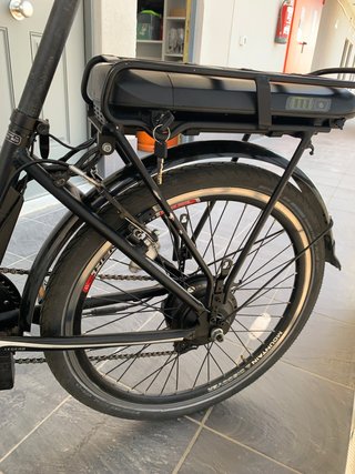 Bicicleta Eléctrica Plegable Negra