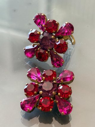 Orecchini clip vintage strass fucsia e rossi
