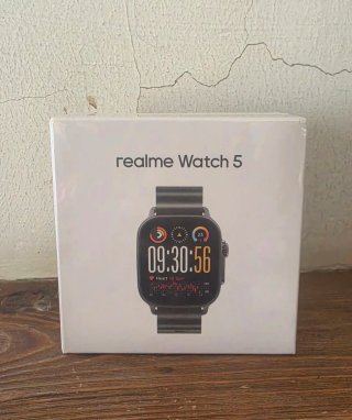 Realme 16 Pro 5G + Realme watch + realme buds T200