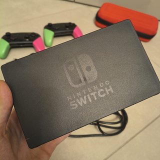 Nintendo Switch V1 usata ottime condizioni