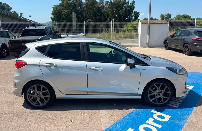 Ford Fiesta 2022, foto 3