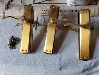 Juego de 5 tiradores de puerta de latón