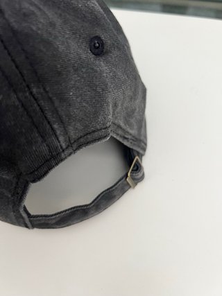 Cappello Camel nero/grigio Nuovo mai indossato