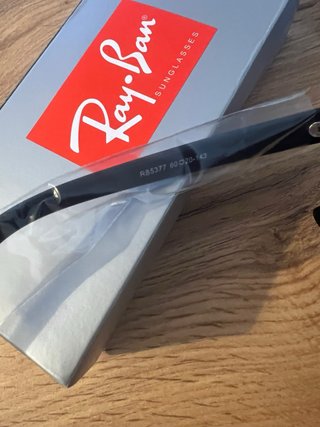 LIQUIDACION |  Ray-Ban negras polarizadas