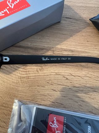 LIQUIDACION |  Ray-Ban negras polarizadas