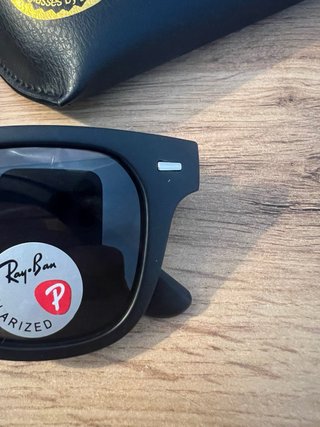 LIQUIDACION |  Ray-Ban negras polarizadas