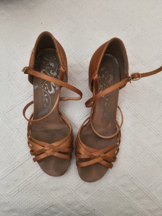 Zapatos de baile tacón medio talla 39