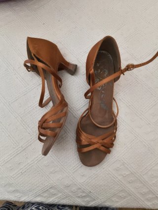 Zapatos de baile tacón medio talla 39