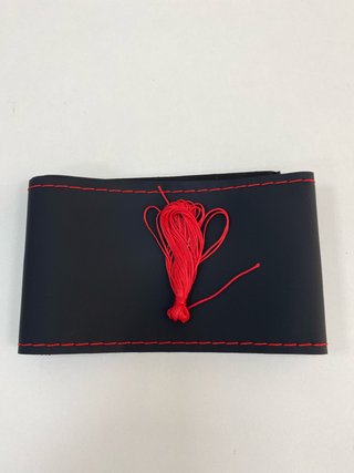 Funda Volante Piel Sintética Negra Hilo Rojo