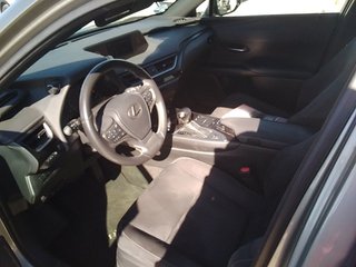 Lexus UX 250h Business 2WD 135 kW (184 CV)