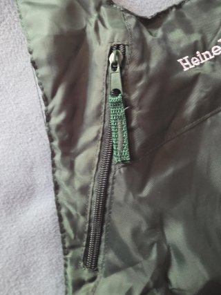 Mochila/Arnés porta-bebidas  u objetos personales