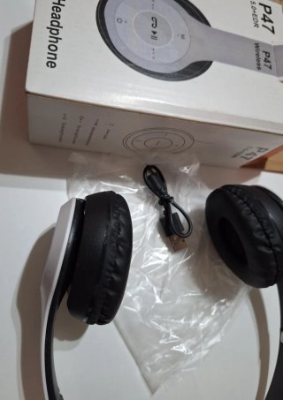 Cascos Inalámbricos P47 Bluetooth