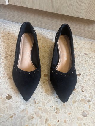 Zapatos Marypaz negros tachuelas talla 38
